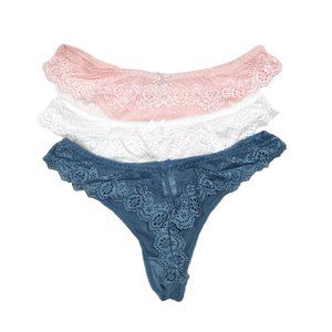 Set of 3 Lace Thong Underwear Size M